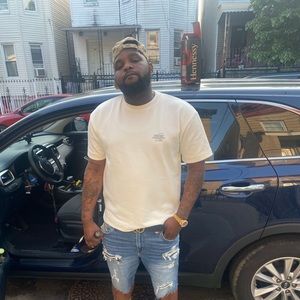 Meet your Posher, Derrick